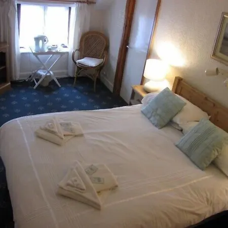 Fourways 3*