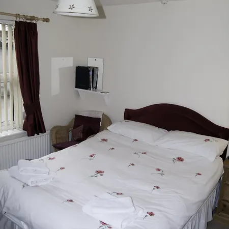 Fourways 3*